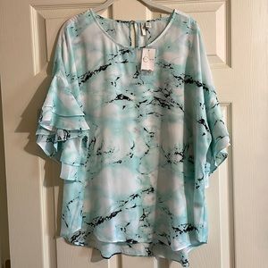 Women’s XL aqua marble print top